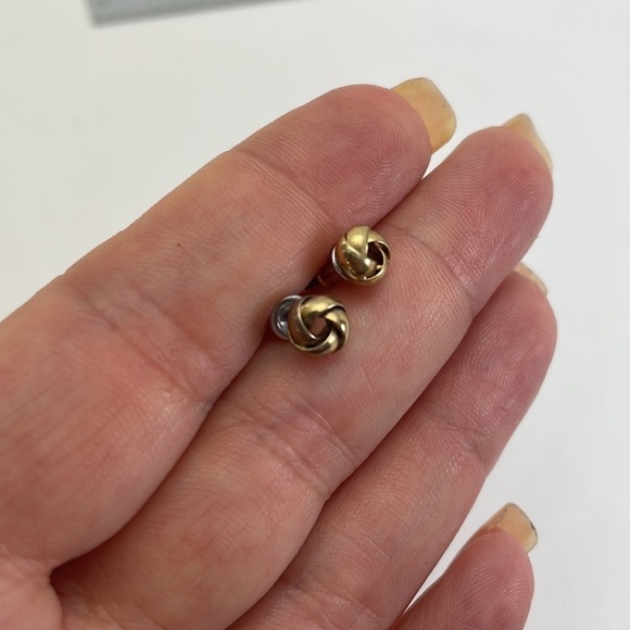 Vintage Small Love Knot Earrings - Picture 6 of 6